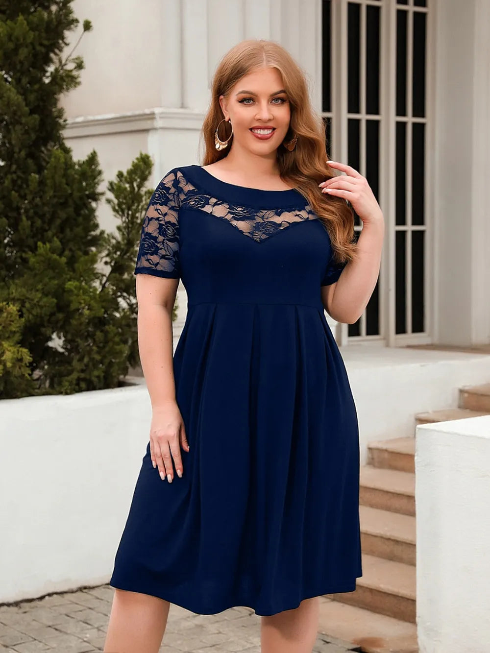 Plus Size Ruched Bodycon Mini Dress — Short Sleeve Party Dress 1XL-3XL