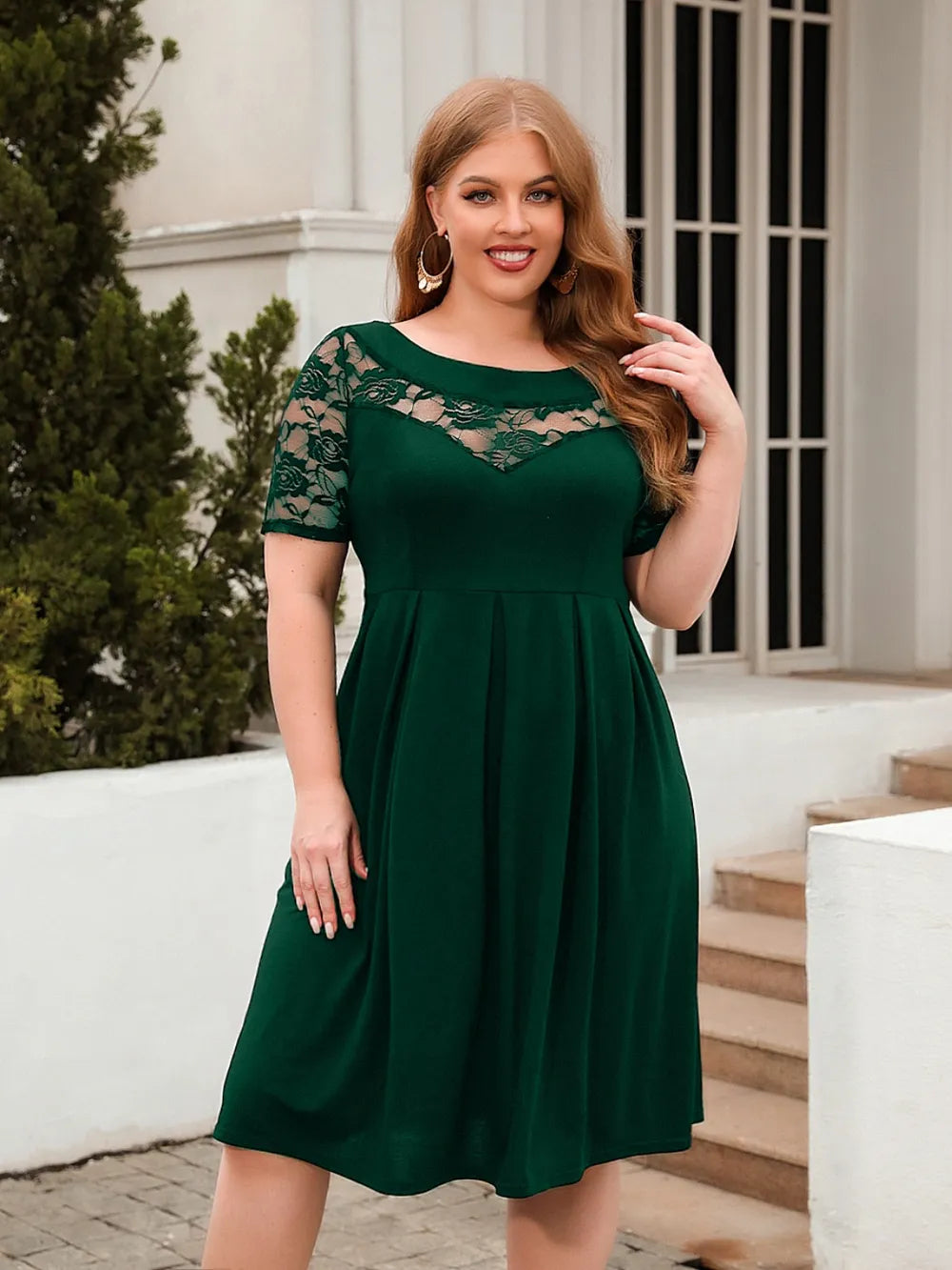 Plus Size Ruched Bodycon Mini Dress — Short Sleeve Party Dress 1XL-3XL