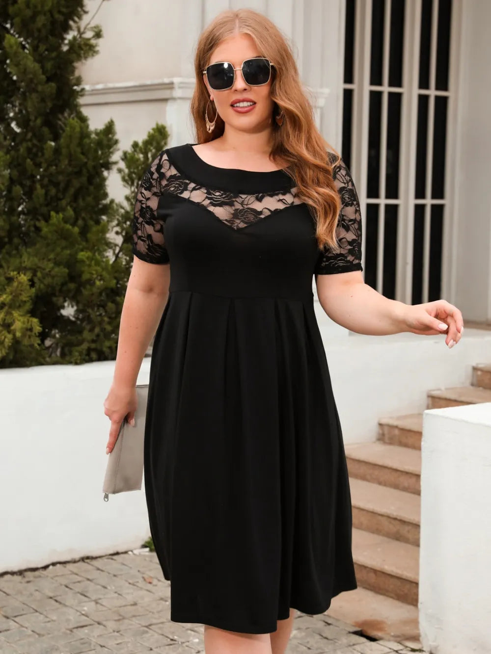 Plus Size Ruched Bodycon Mini Dress — Short Sleeve Party Dress 1XL-3XL
