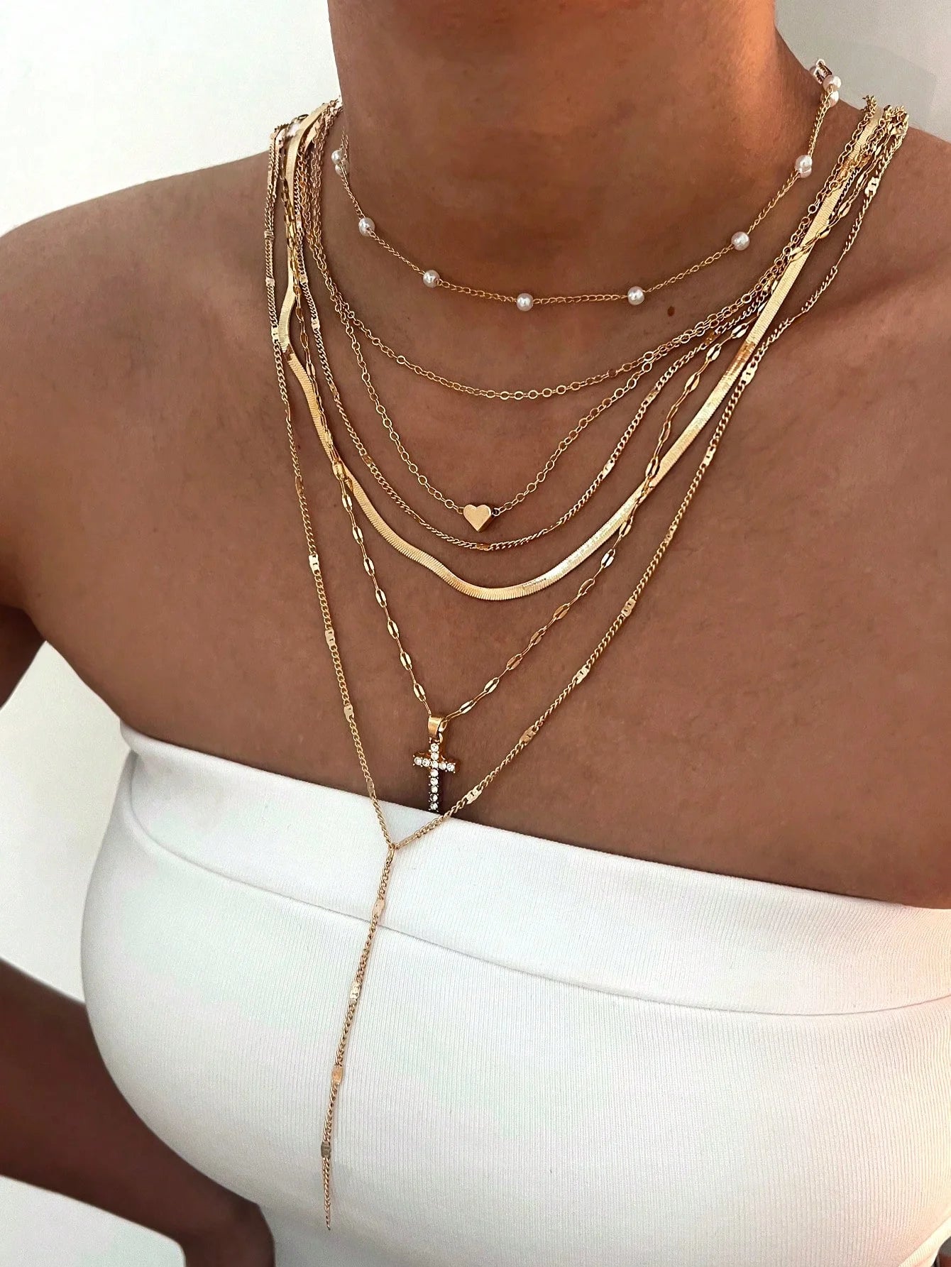 7-piece boho gold layered pendant necklace set